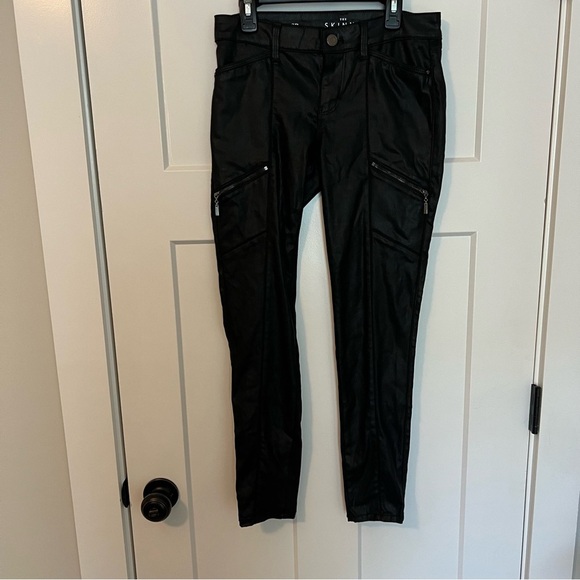 White House Black Market Moto Pleather Skinny Jean - Picture 4 of 5